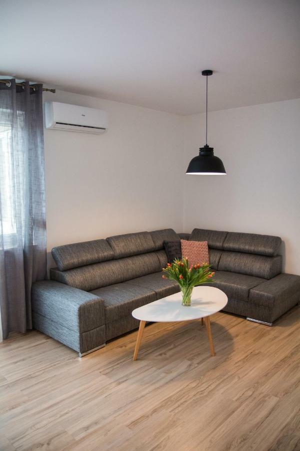Apartament F&J Torun Exterior photo